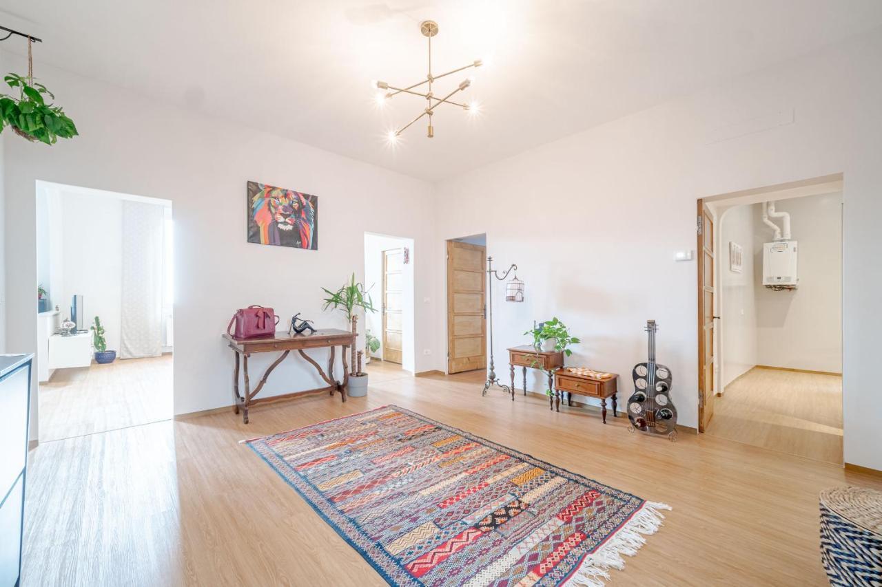 ג'נובה Bright Apartment A Few Steps From Via Garibaldi מראה חיצוני תמונה